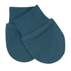 Scratch Mitten in Atlantic