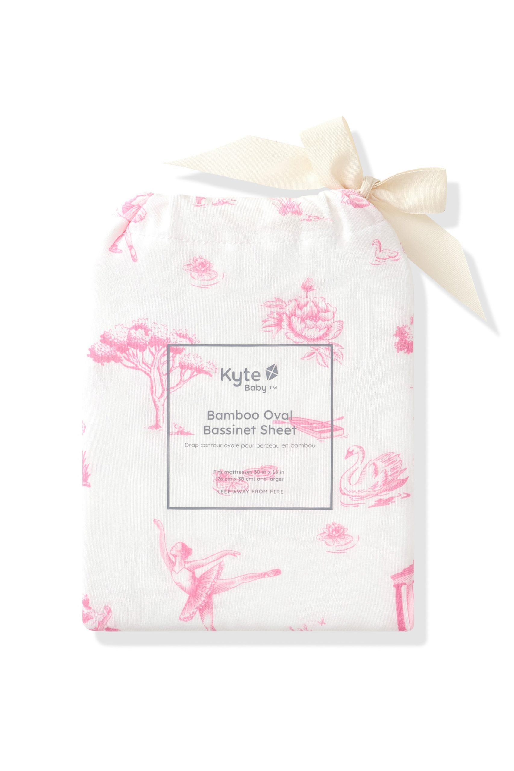 Oval Bassinet Sheet in Toile Ballet - Image 3