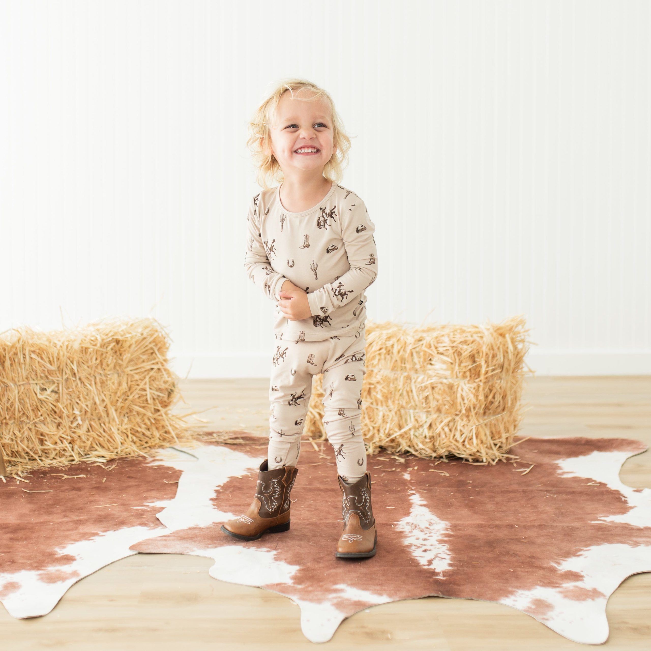 Long Sleeve Pajamas in Classic Cowboy - Image 4
