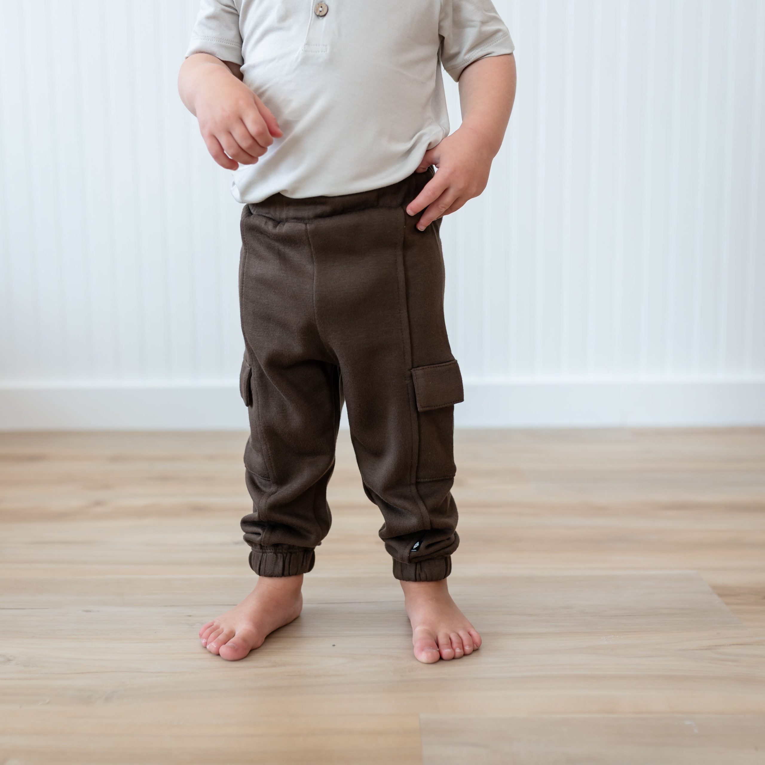 Fleece Cargo Pants in Espresso - Image 3
