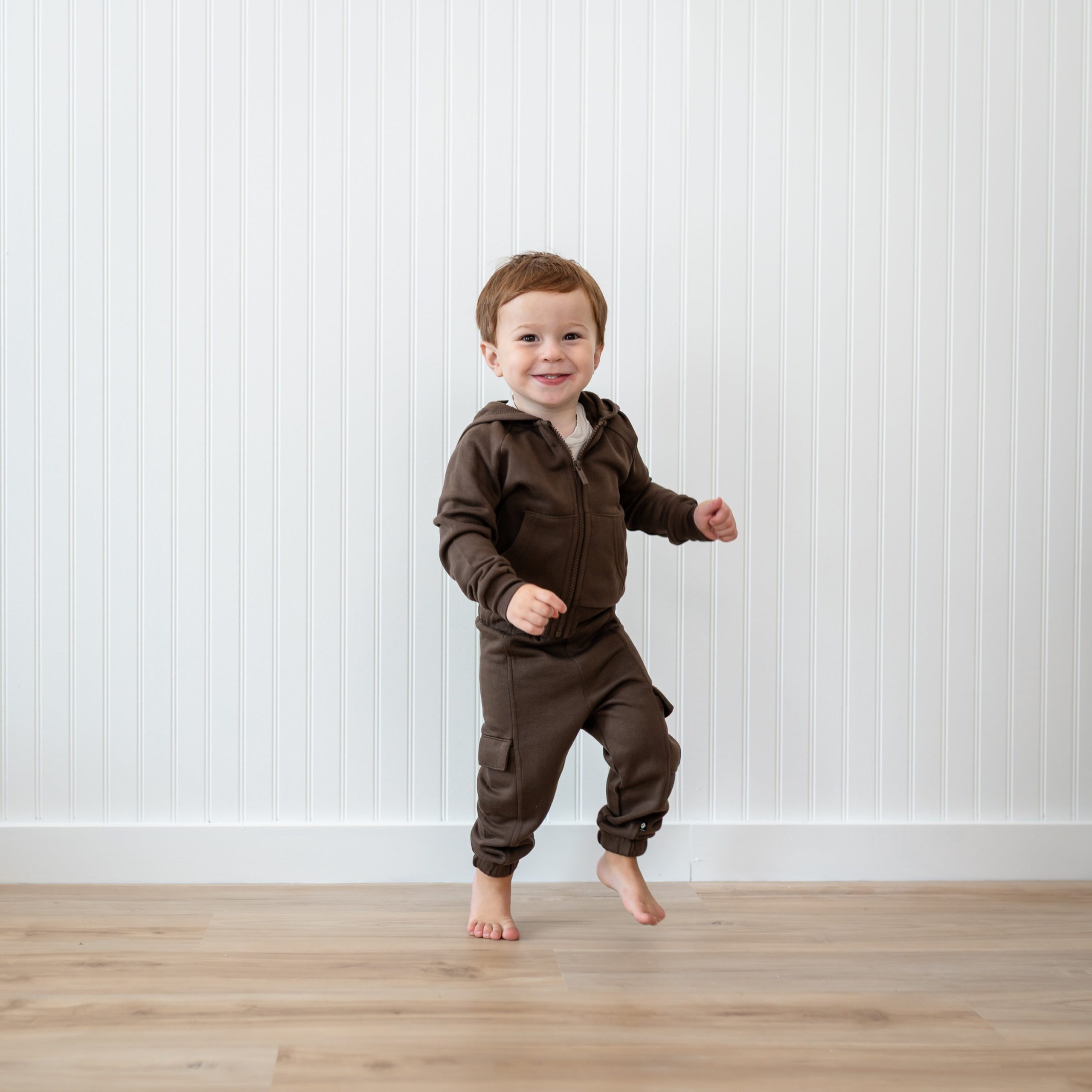 Fleece Cargo Pants in Espresso - Image 4