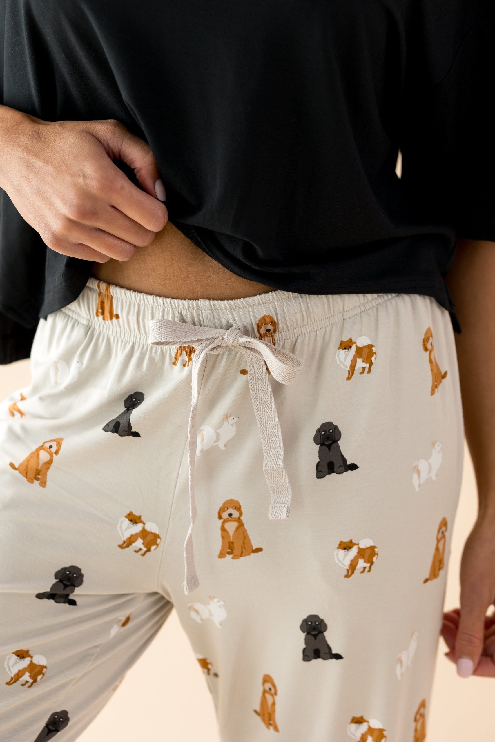 Women's Lounge Pants in Fluffy Dog - Image 2