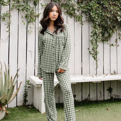 Long-Sleeved Women's Pajama Set in Gingham Fir
