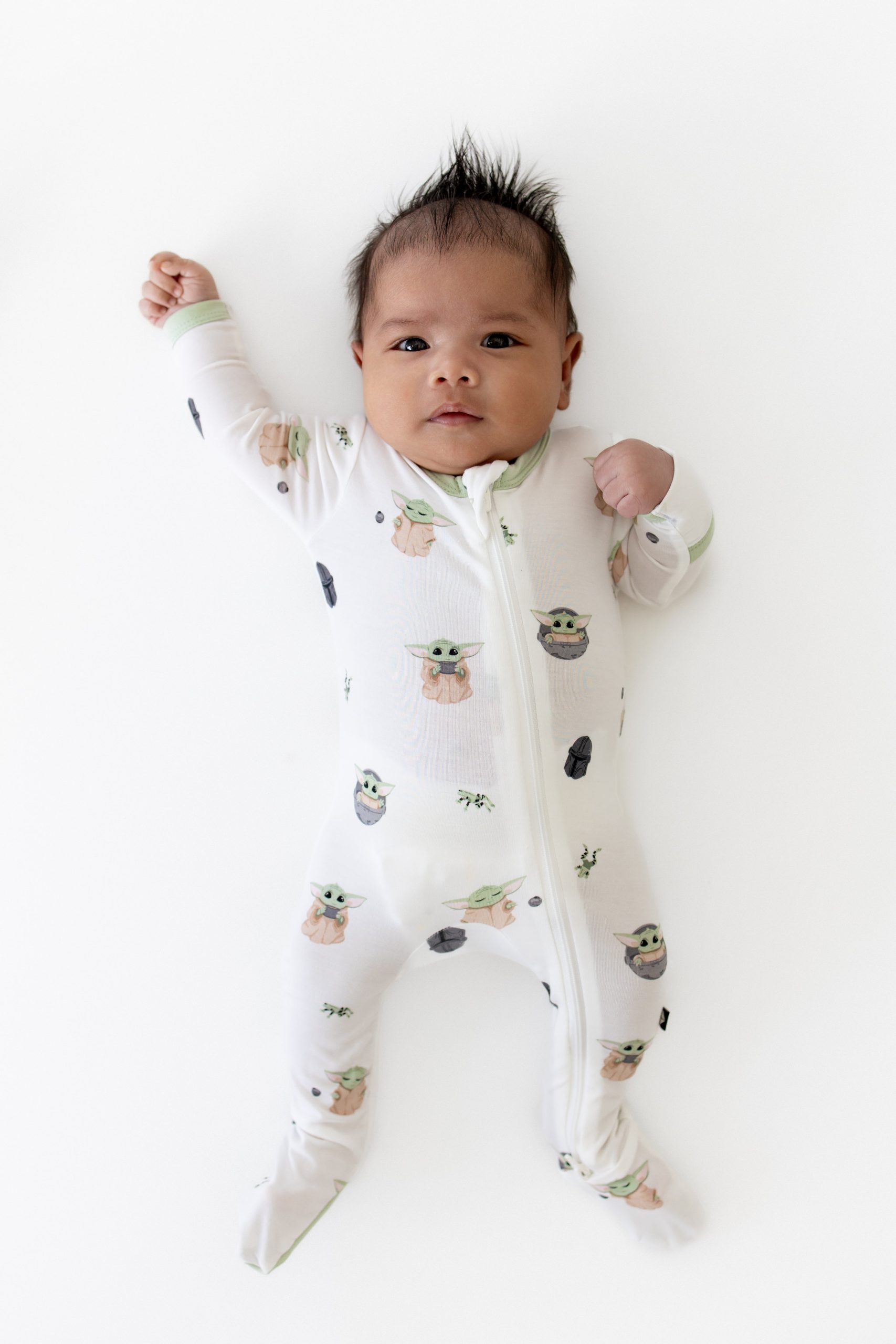 Zippered Footie in Grogu - Image 4