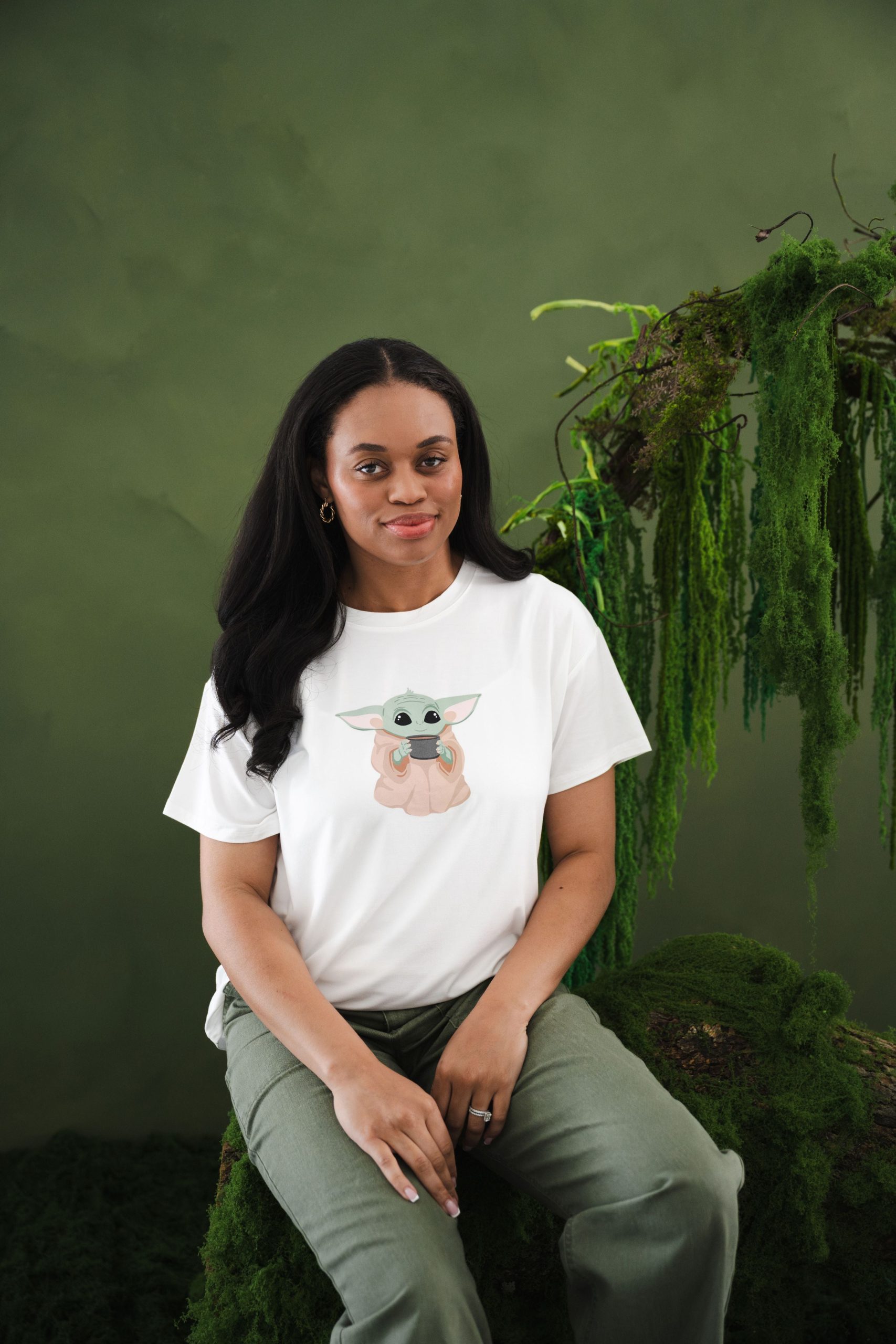Women's Graphic Tee in The Child - Image 3