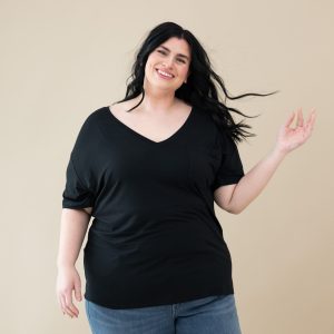 Womens Relaxed Fit V-Neck in Midnight