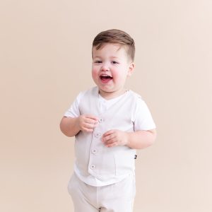 Tuxedo Vest in Oat