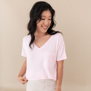 Womens Relaxed Fit V-Neck in Sakura