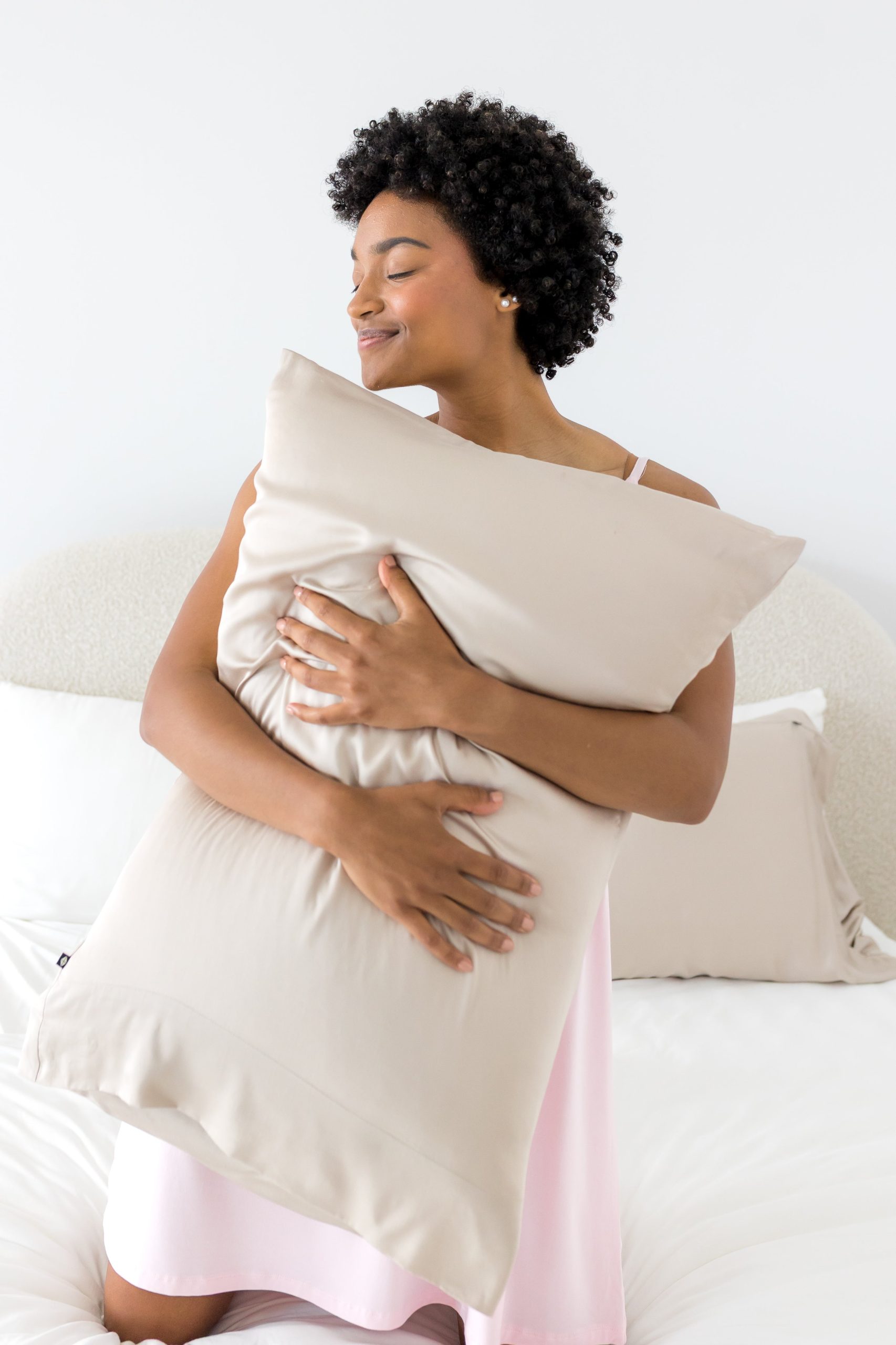 Bamboo Sateen Pillowcase Set in Sand Stone - Image 7