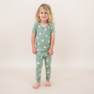 Short Sleeve with Pants Pajamas in Silly Goose