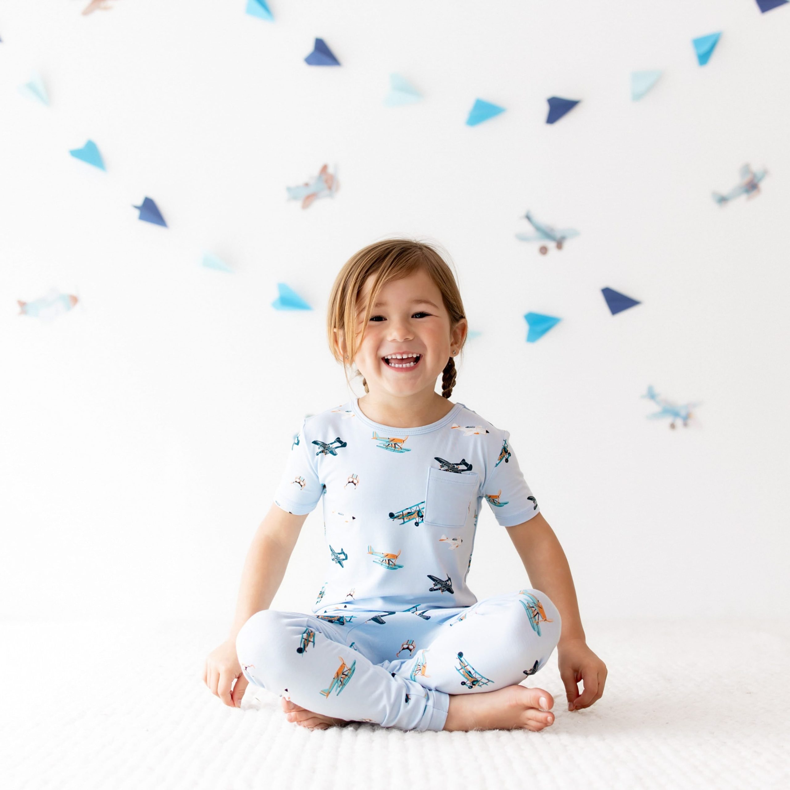 Short Sleeve with Pants Pajamas in Take Off - Image 4