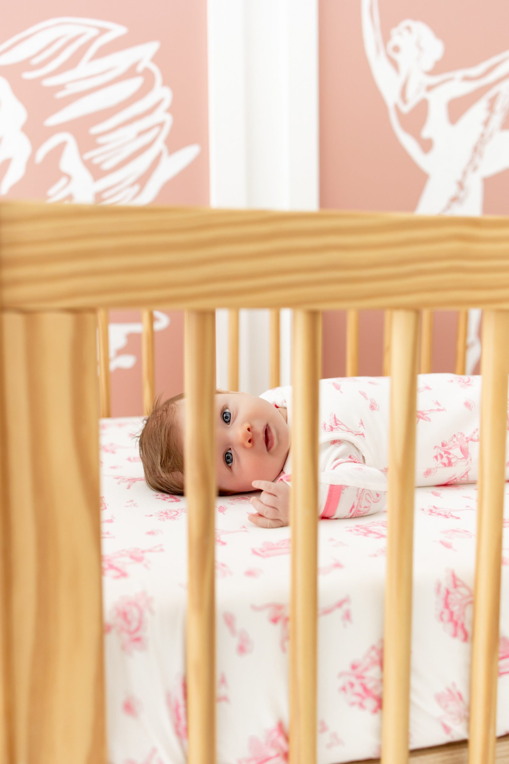 Crib Sheet in Toile Ballet - Image 2