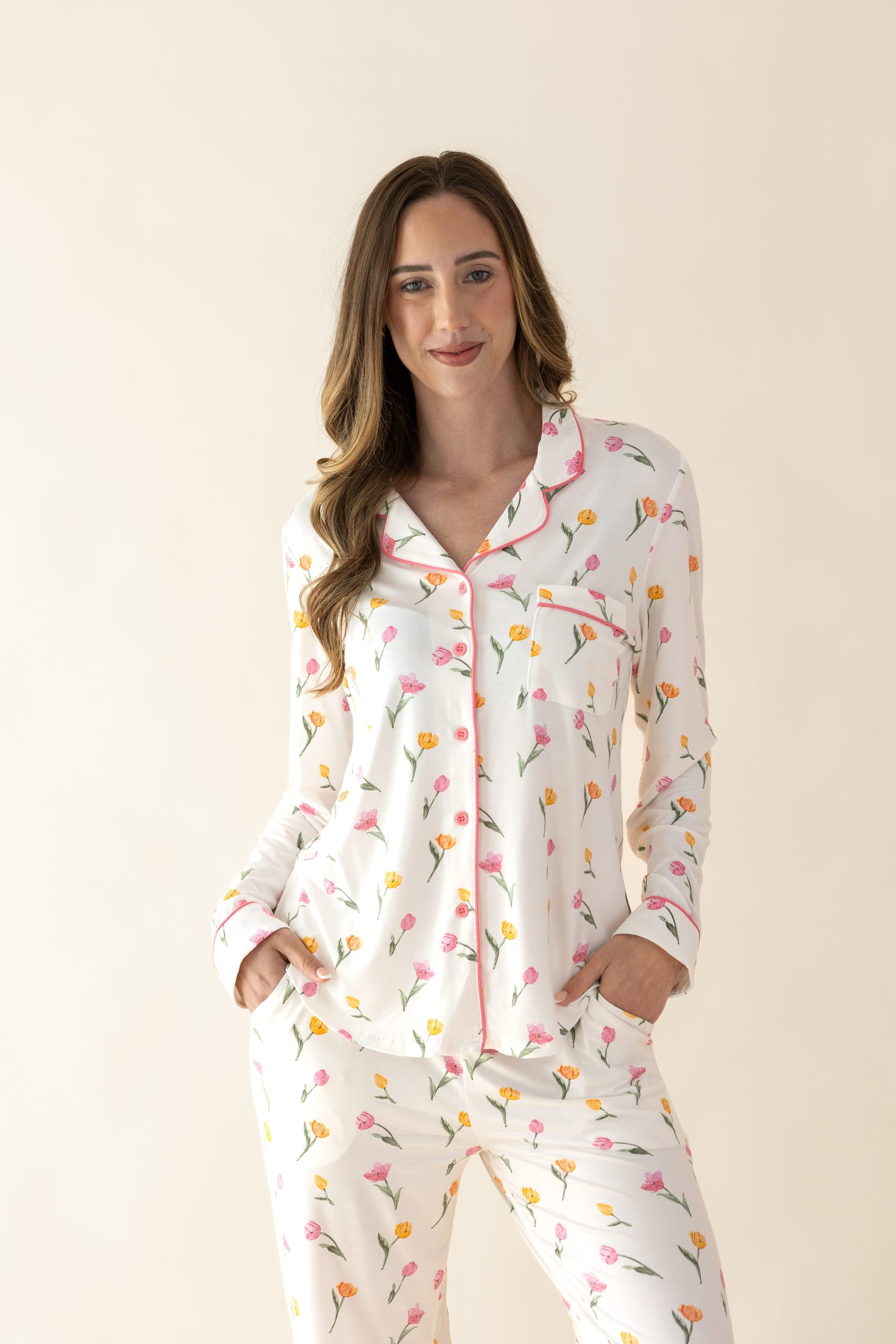 Long-Sleeved Women's Pajama Set in Tulip - Image 5