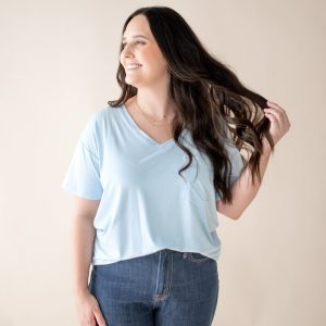 Women's Relaxed Fit V-Neck in Breeze