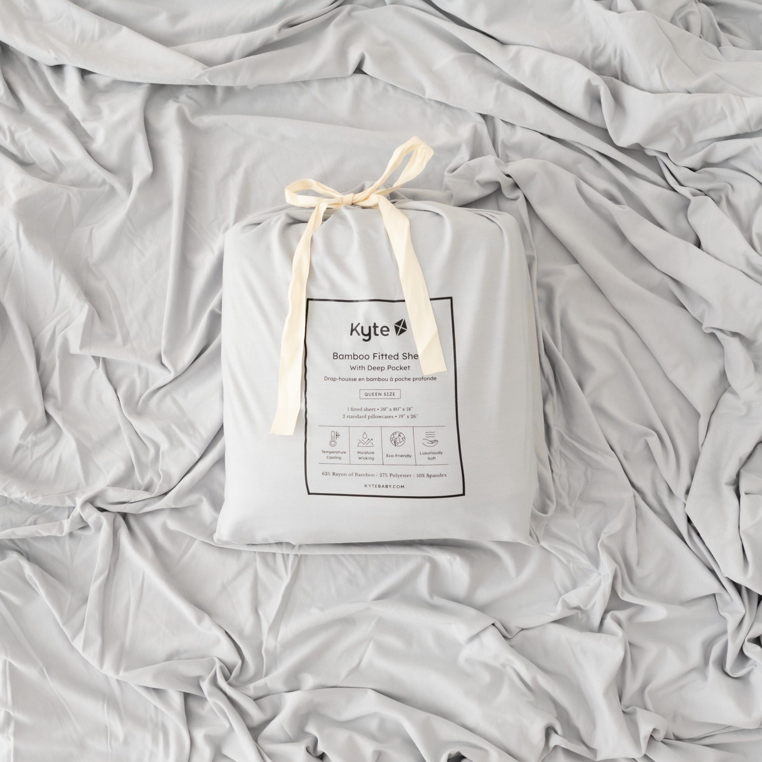 Fitted Sheet with Pillowcases in Storm - Image 3