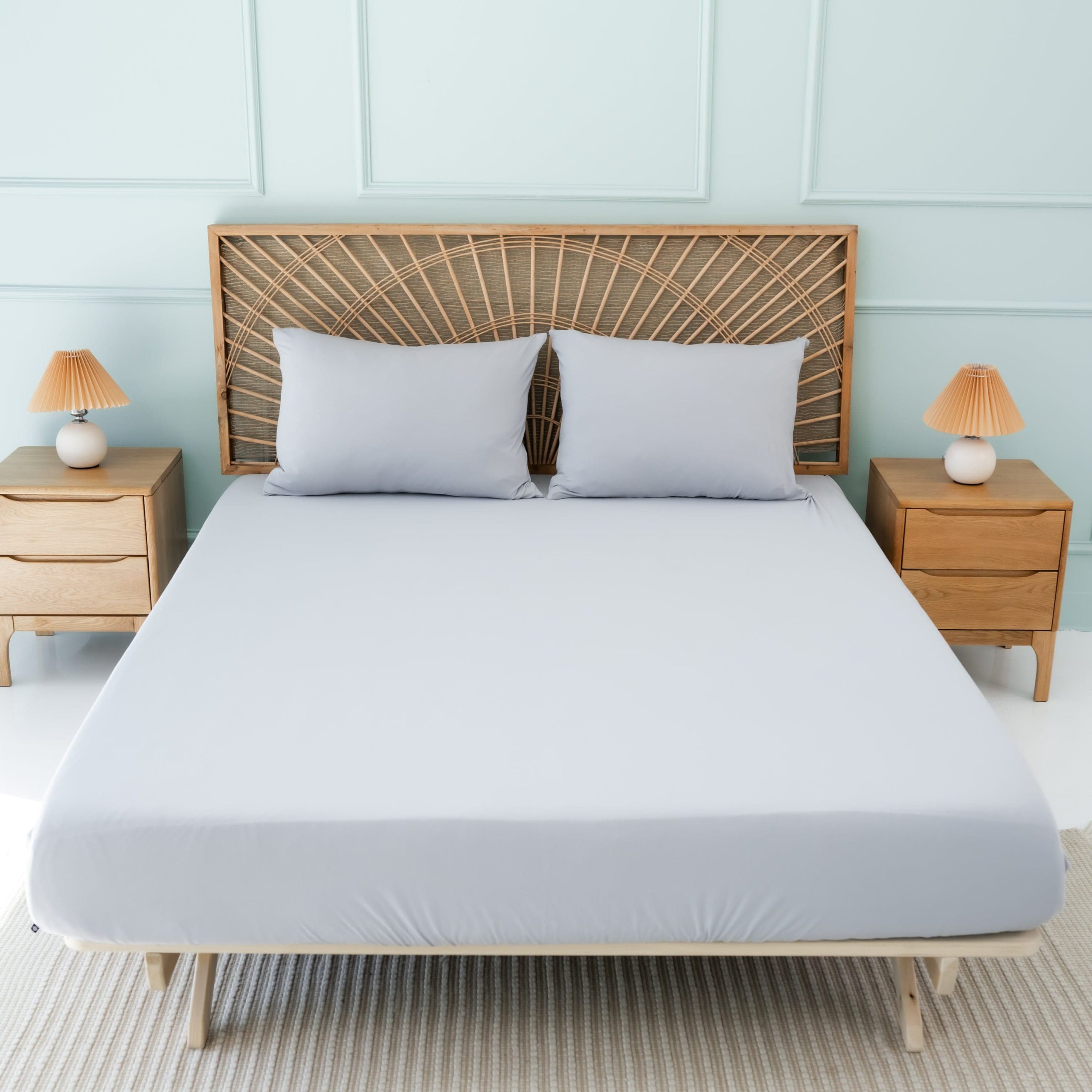 Fitted Sheet with Pillowcases in Storm - Image 7