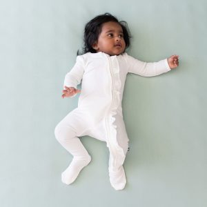 Ribbed Ruffle Zipper Footie in Cloud