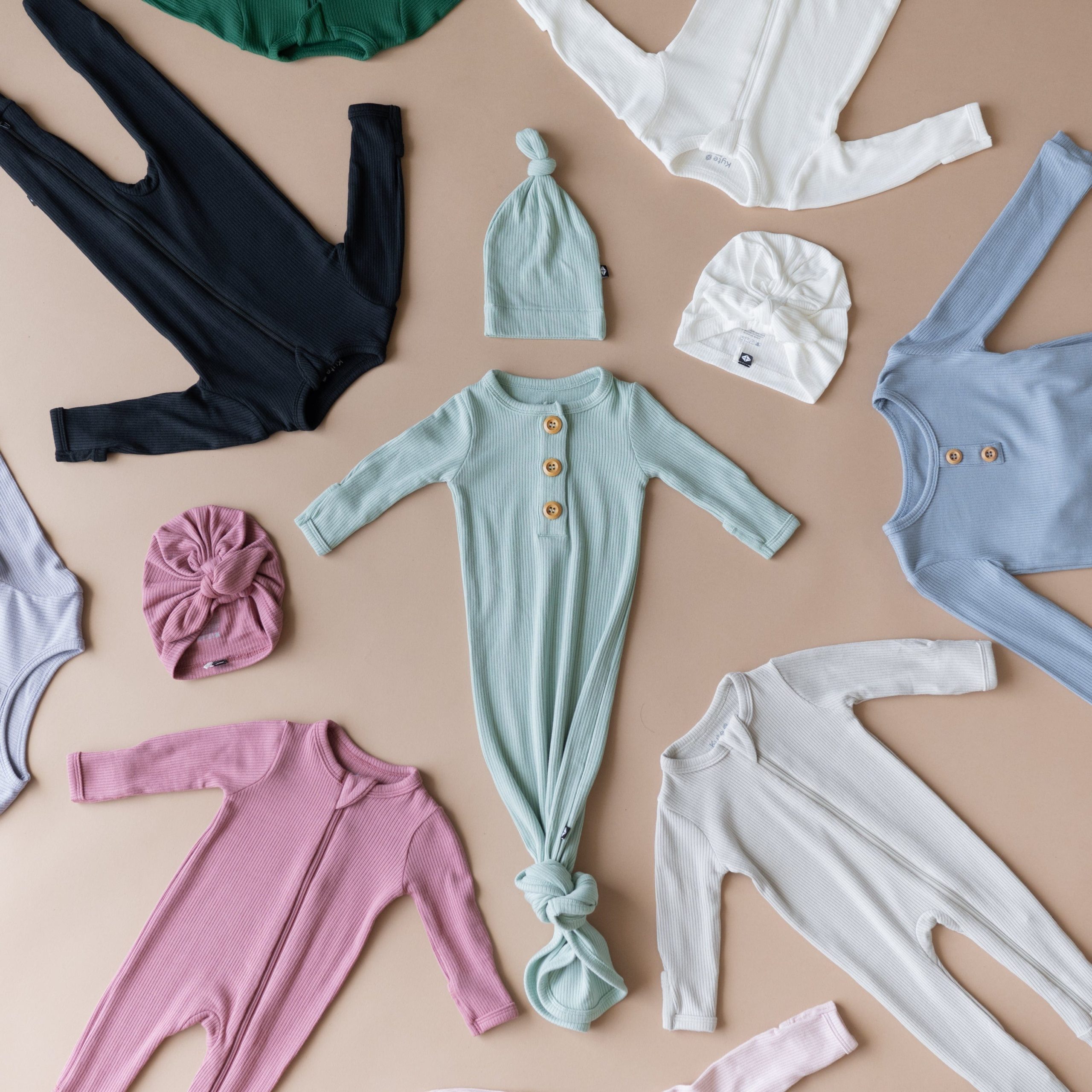 Ribbed Zipper Romper in Oat - Image 4