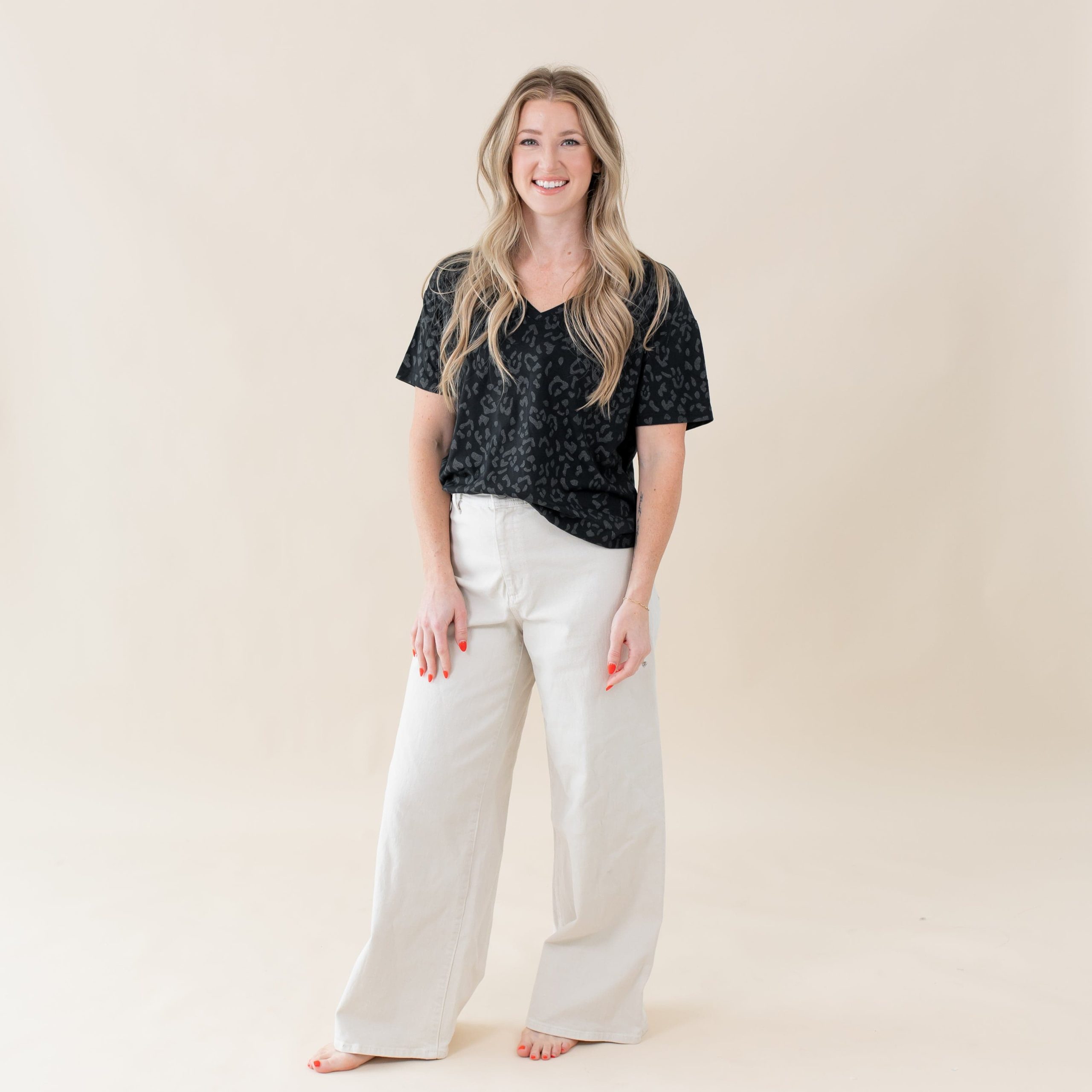 Women's Relaxed Fit V-Neck in Midnight Leopard - Image 2